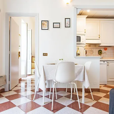 Marne Iv - Cosy 2 Pièces En Plein Centre De