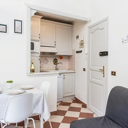 Marne Iv - Cosy 2 Pièces En Plein Centre De Menton