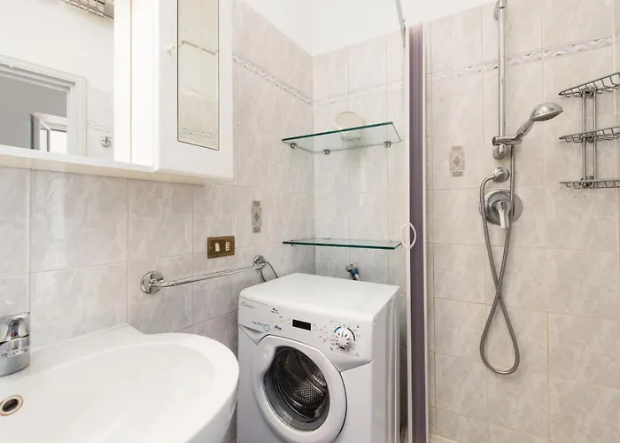 Marne Iv - Cosy 2 Pieces En Plein Centre De *