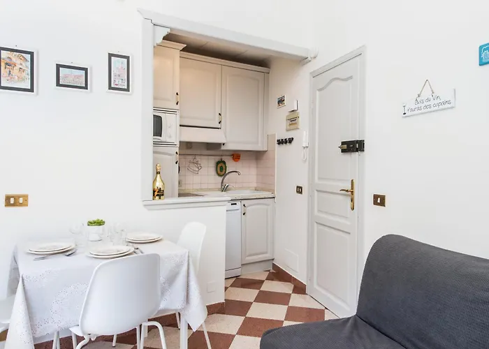 Marne Iv - Cosy 2 Pieces En Plein Centre De 芒通